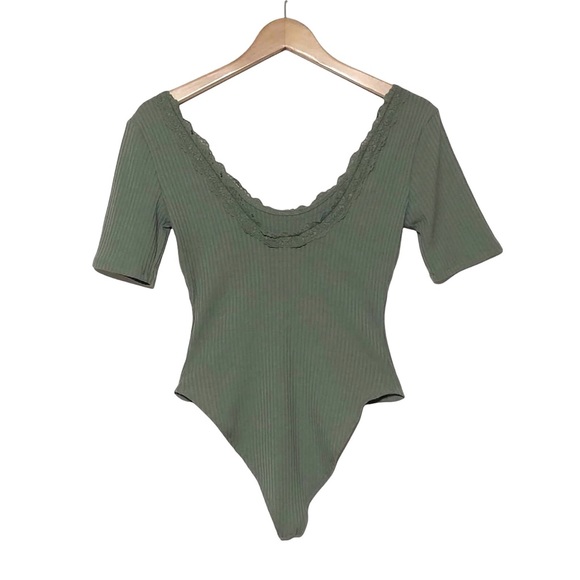 Forever 21 Ribbed Knit Bodysuit - Picture 5 of 10